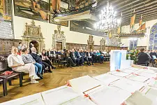 Vor der Ehrung in der Oberen Rathaushalle