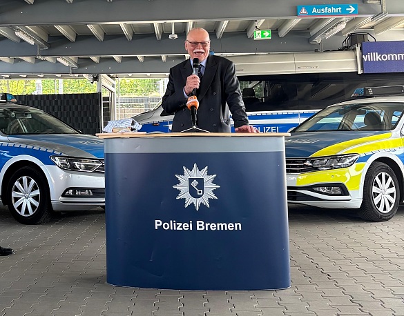 Innensenator Mäurer eröffnet PK West