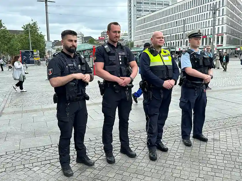 Quattrostreife am Hauptbahnhof Bremen